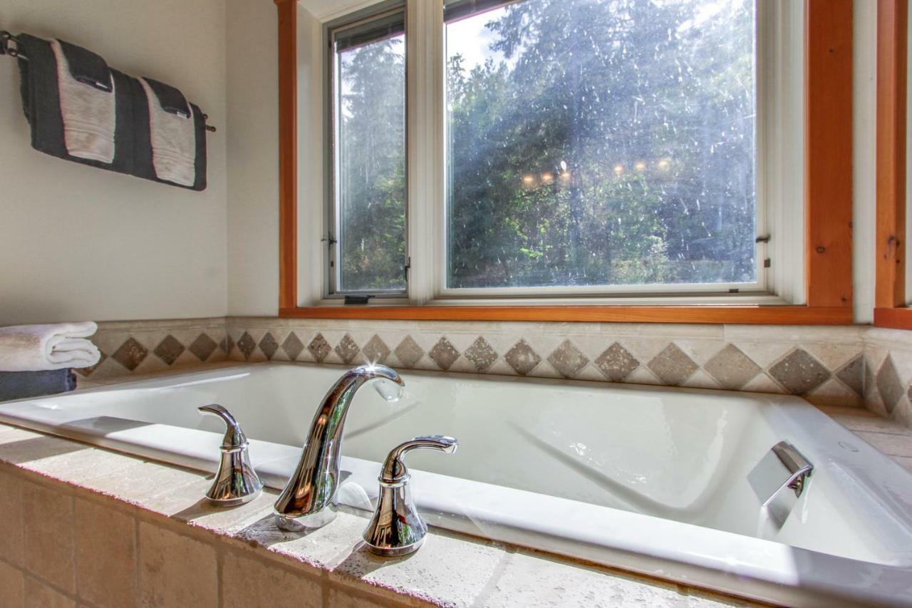 Bottle Bay Lakefront Lodge Sandpoint Luaran gambar